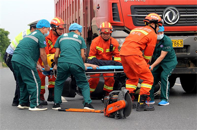 闽清沛县道路救援